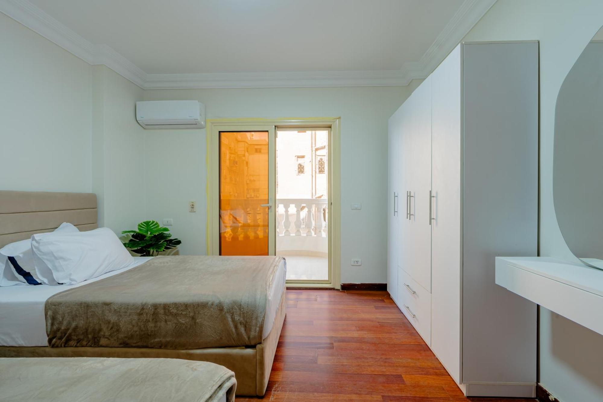 Apartment Luxurious Duplex With Side Nile View Cairo