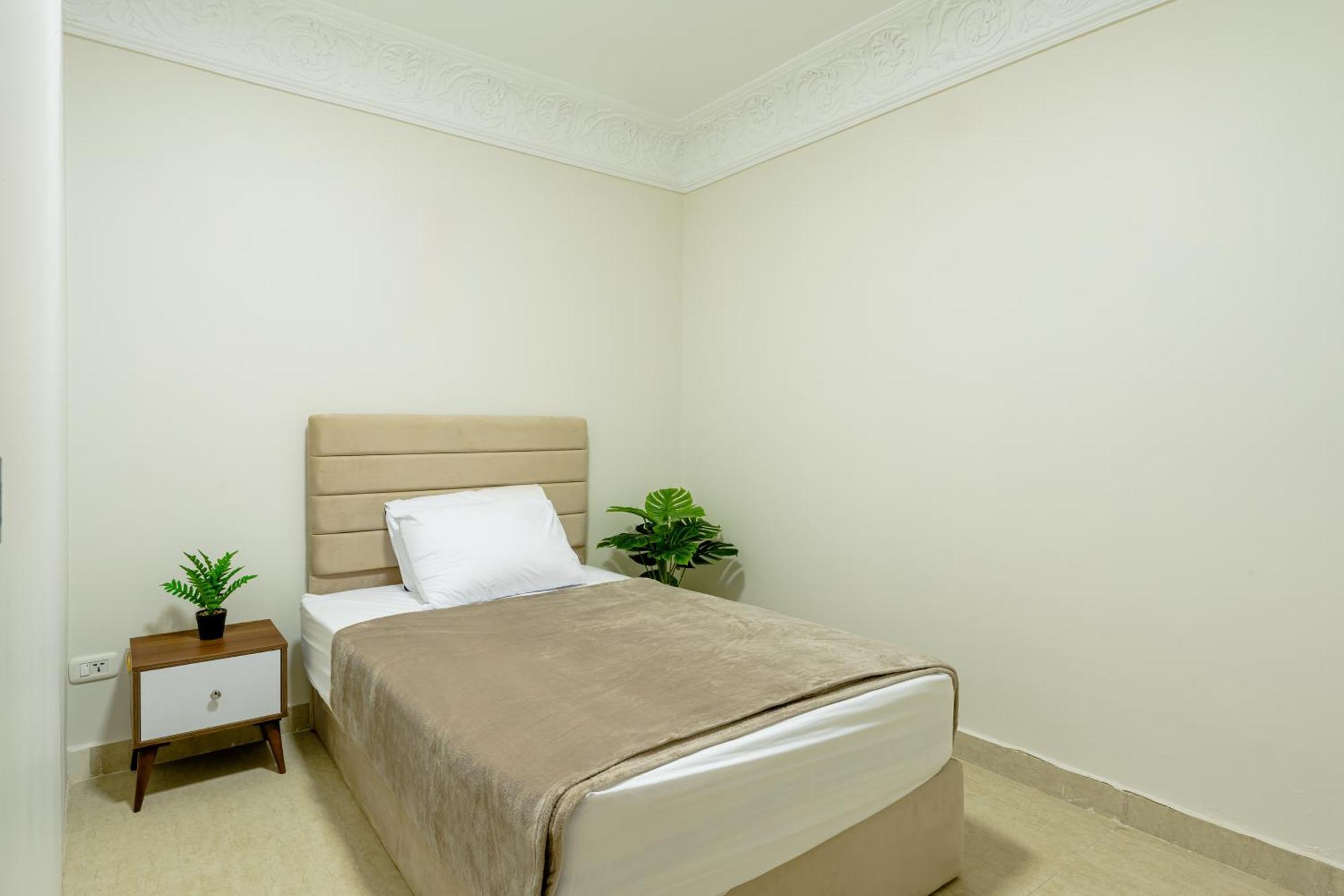 Luxurious Duplex With Side Nile View * Cairo