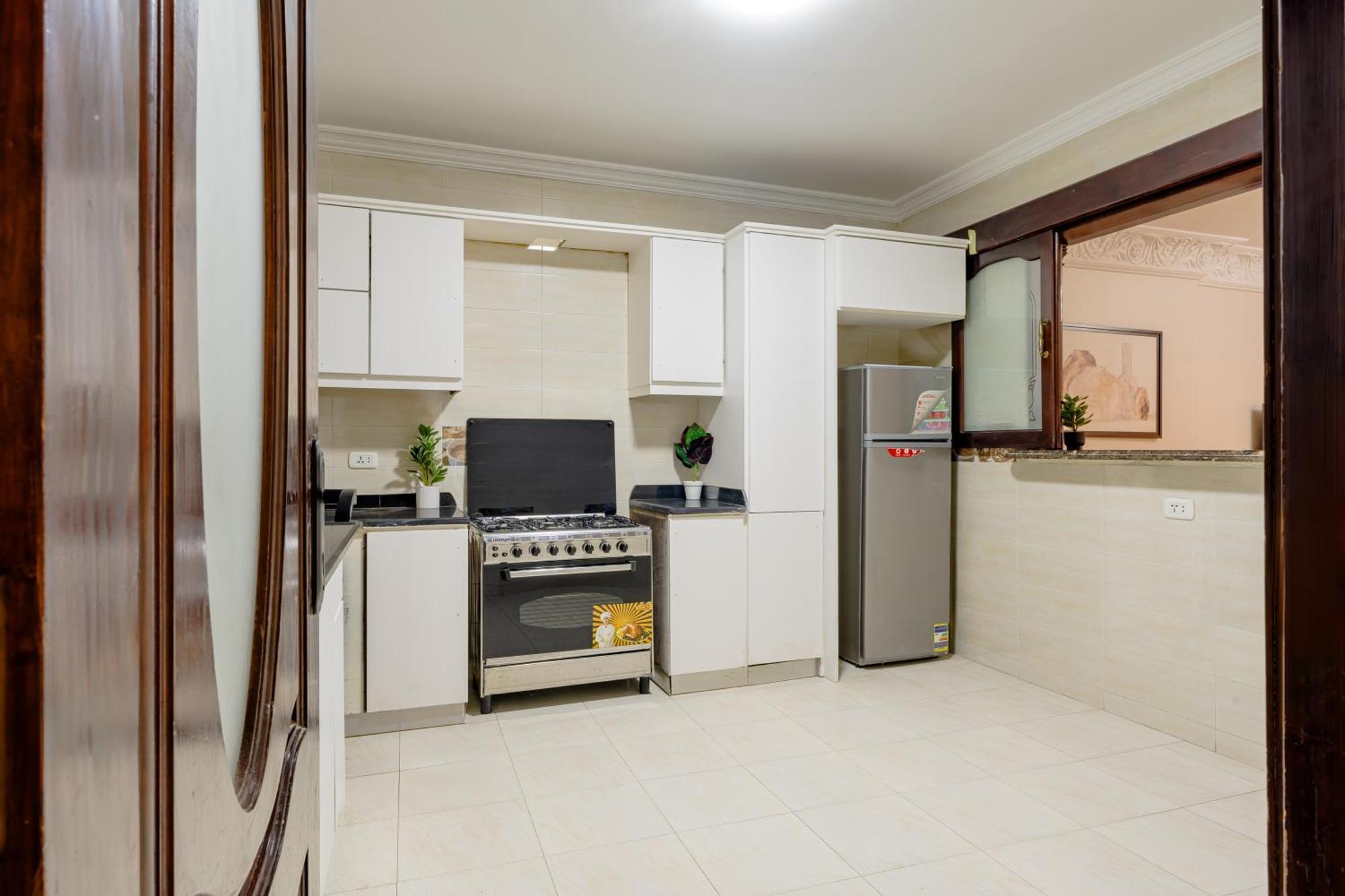 Luxurious Duplex With Side Nile View Cairo